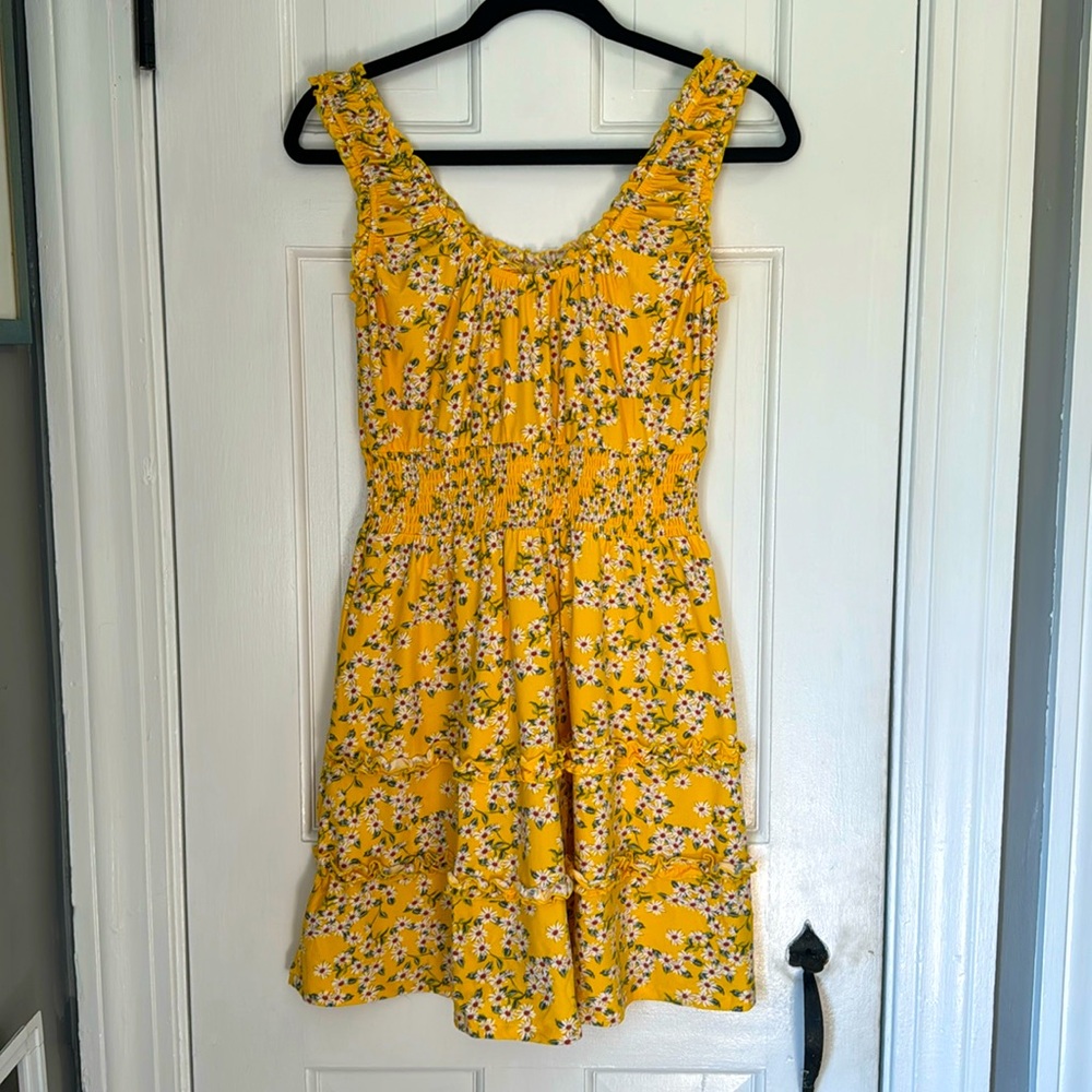 Yellow floral sun dress tank sleeves stretchy lightweight elasticized waist